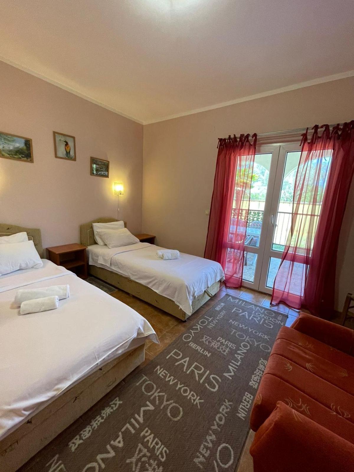 Apartments Villa-G Lustica Tivat Kültér fotó
